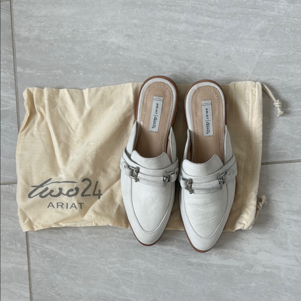 Ariat White Leather Backless Loafers Mules